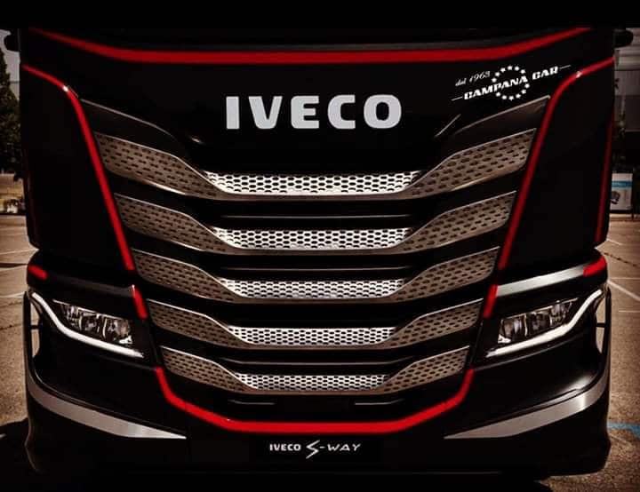 New Iveco S Way black